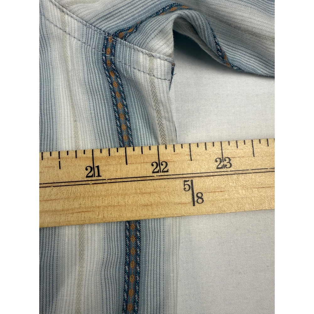 KUHL Button Down Shirt Medium Blue White Striped Short Sleeve Outdoor Casual - Picture 4 of 6